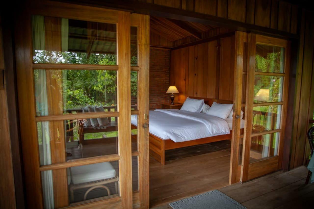 Gardenia Country Inn 토모혼 외부 사진